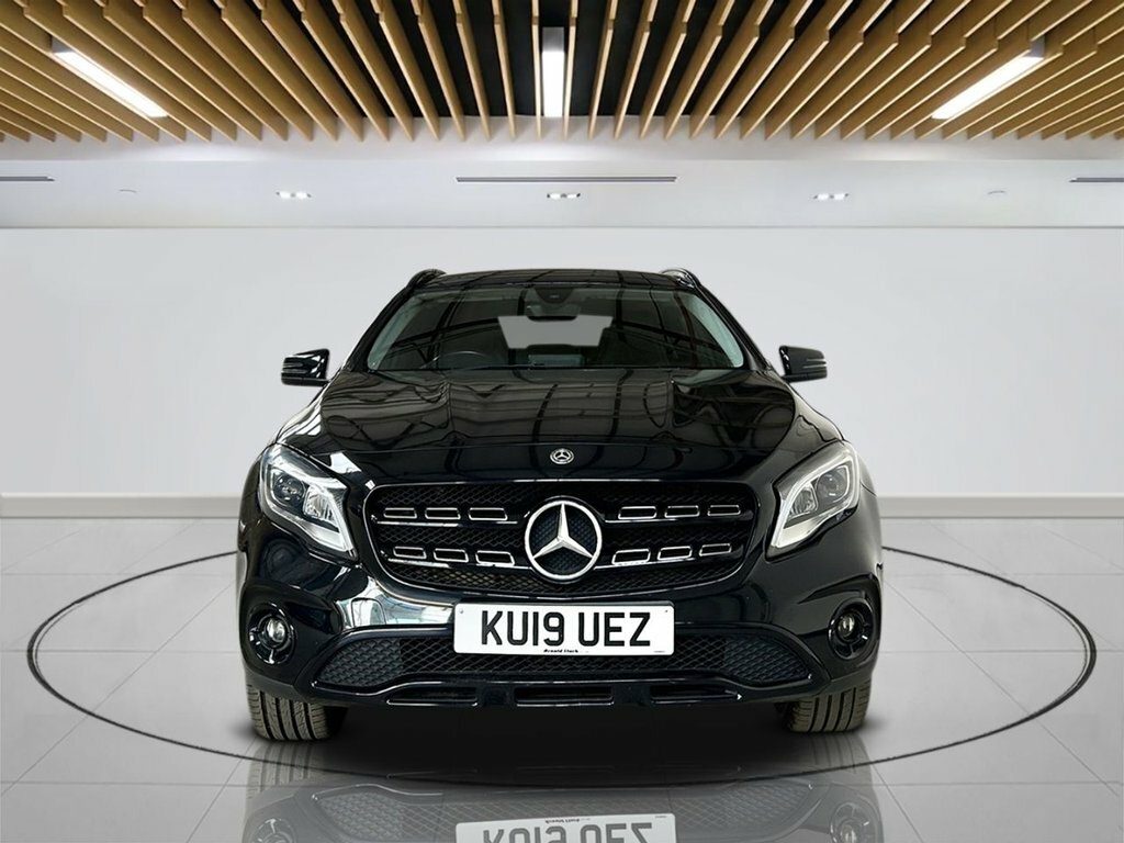 Mercedes-Benz GLA Class 1.6L Urban Edition KU19UEZ Black #2