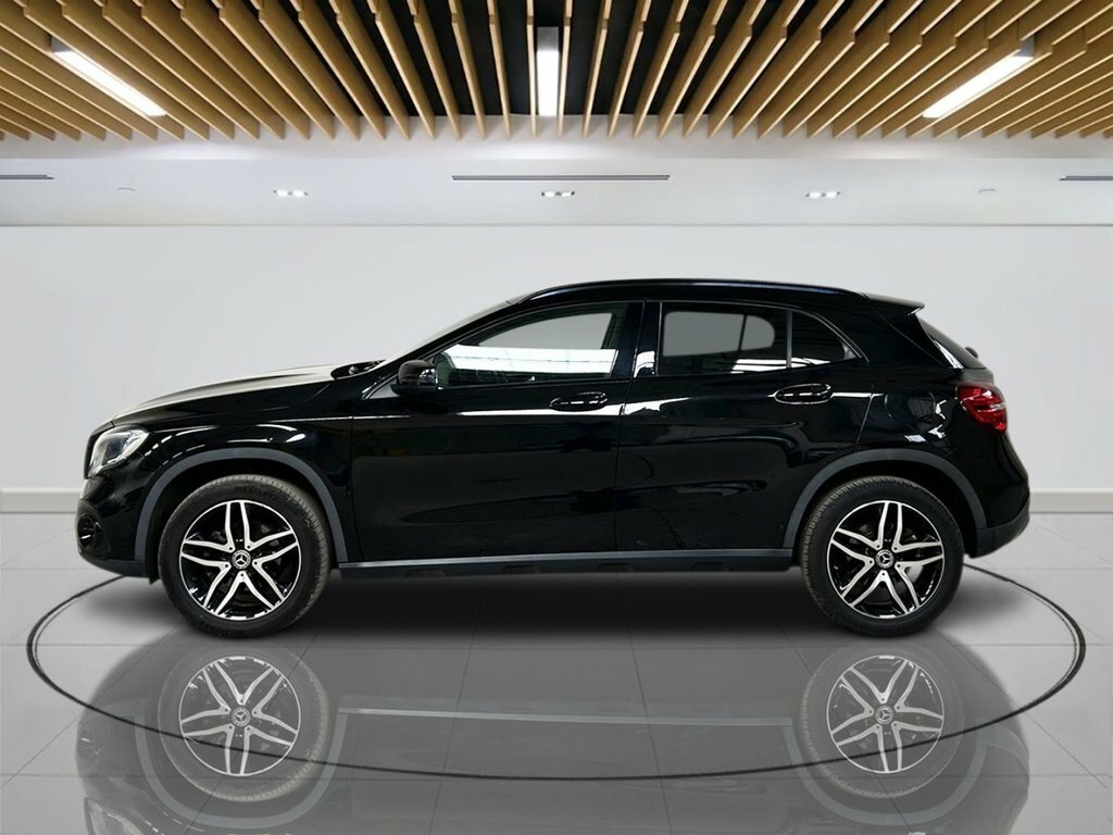 Mercedes-Benz GLA Class 1.6L Urban Edition KU19UEZ Black #5