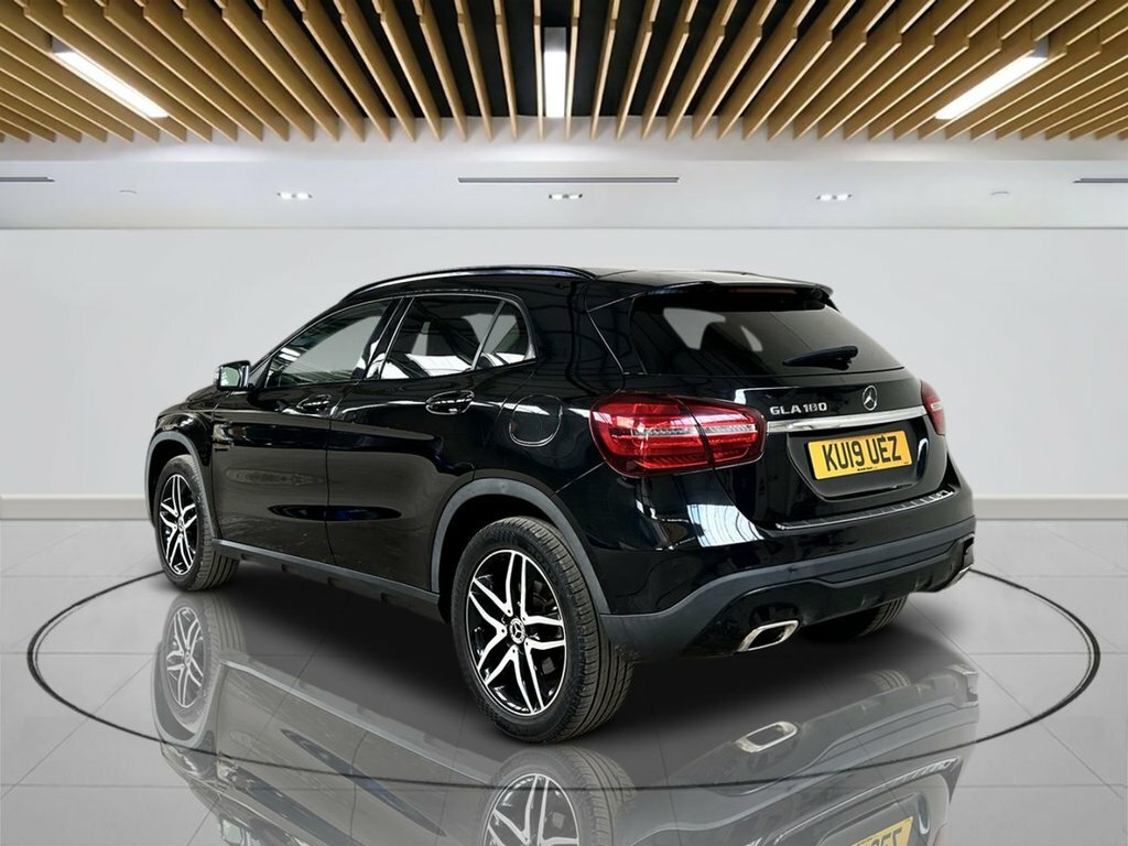 Mercedes-Benz GLA Class 1.6L Urban Edition KU19UEZ Black #6