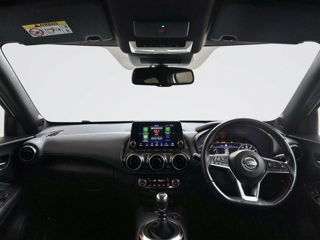 Nissan Juke 1L Tekna KU71YZZ White #3