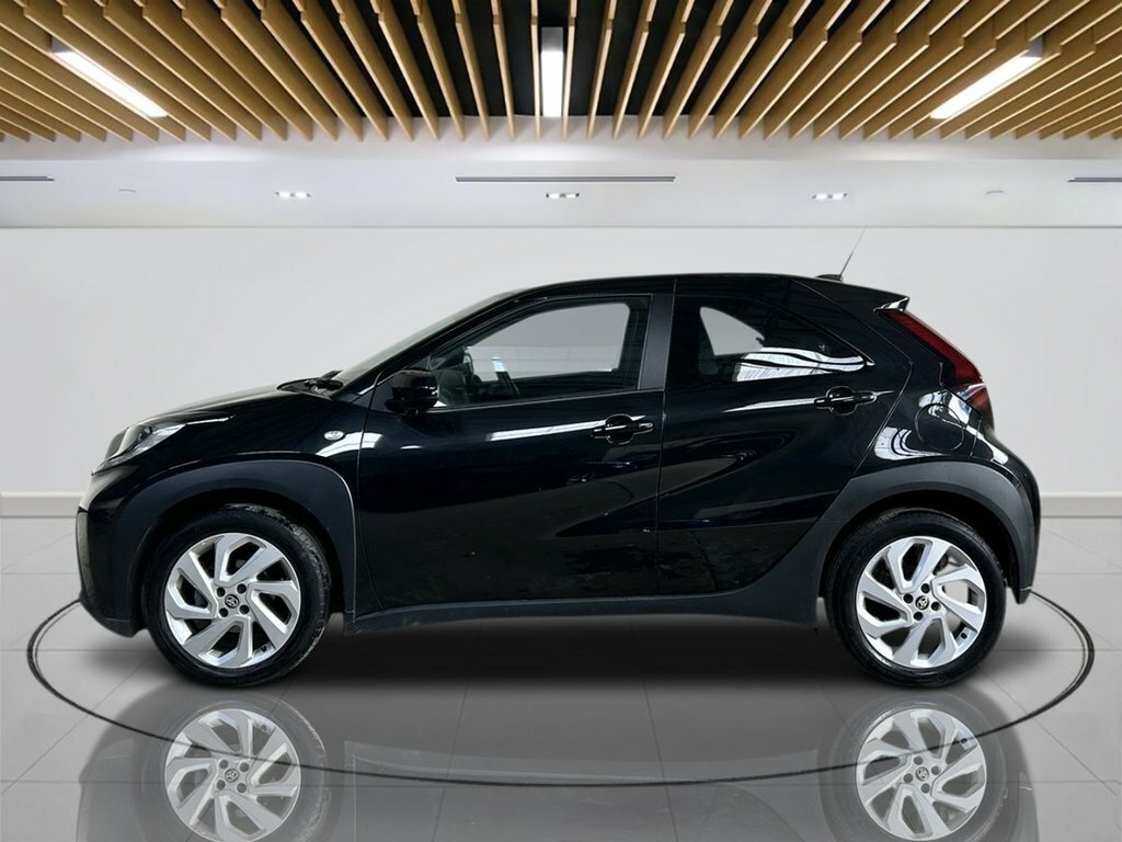 Toyota Aygo X 1L Pure LO72AHD Black #5