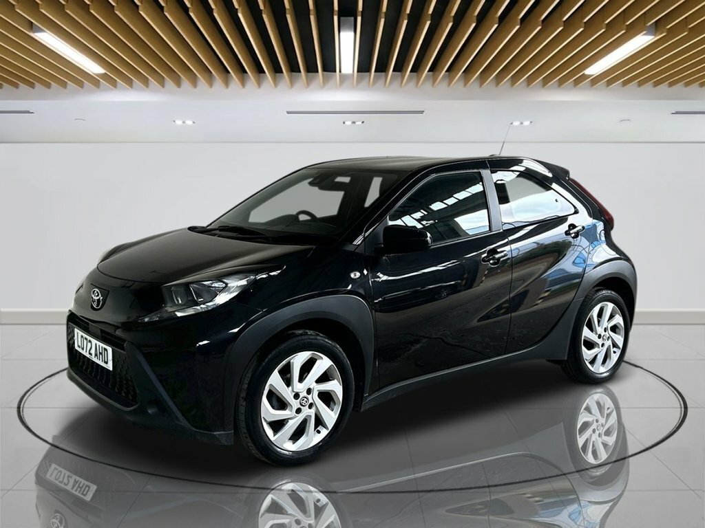 Toyota Aygo X 1L Pure LO72AHD Black #4