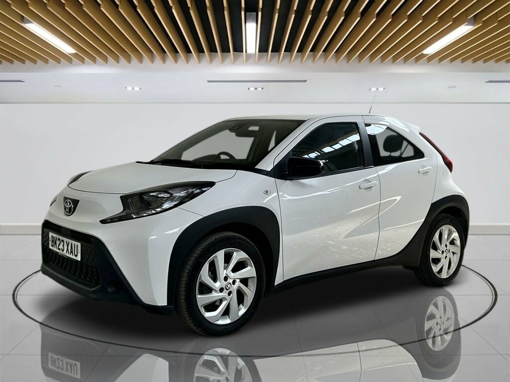 Toyota Aygo X 1L Pure BK23XAU White #4