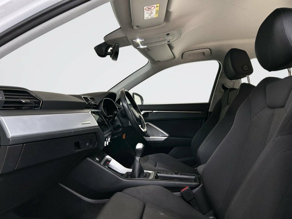 Audi Q3 1.5L Sport YR22PFD White #5