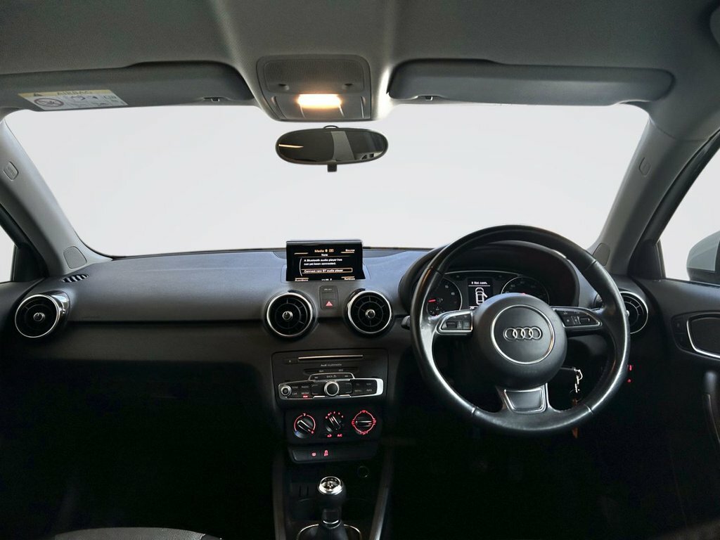 Audi A1 1L Sport LV67TPF White #3