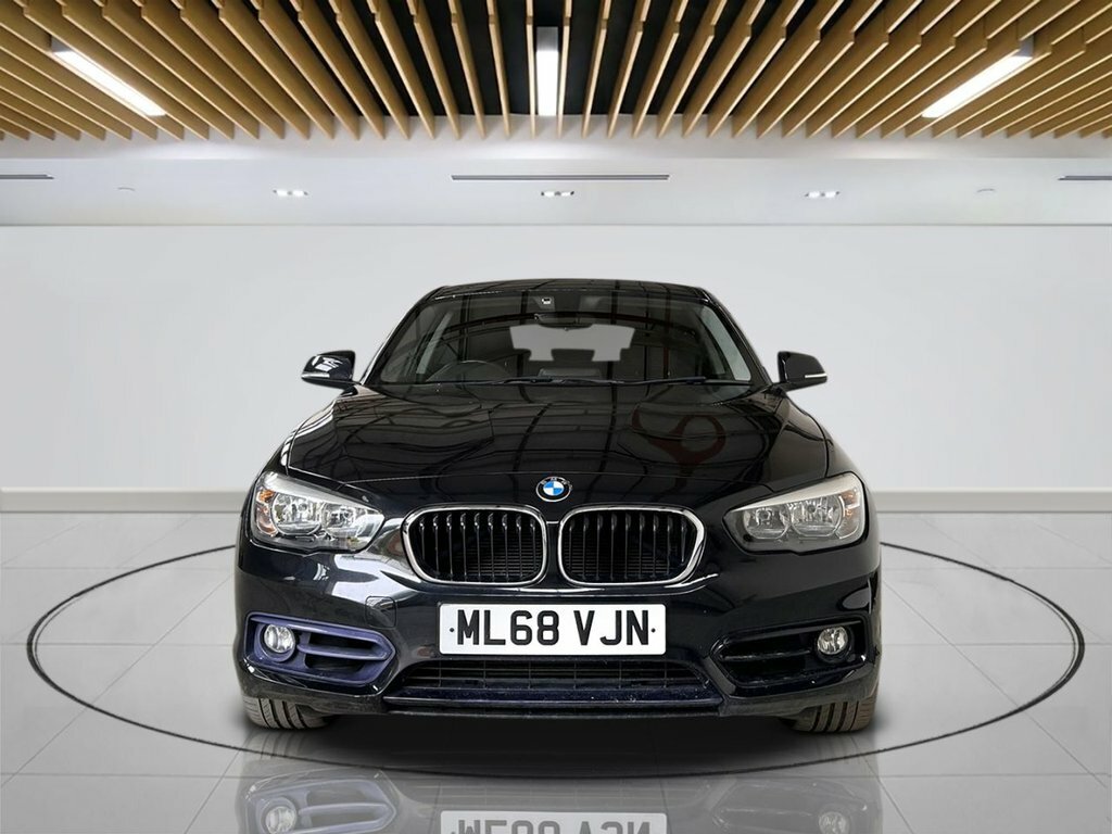 BMW 1 Series 2L Sport ML68VJN Black #2