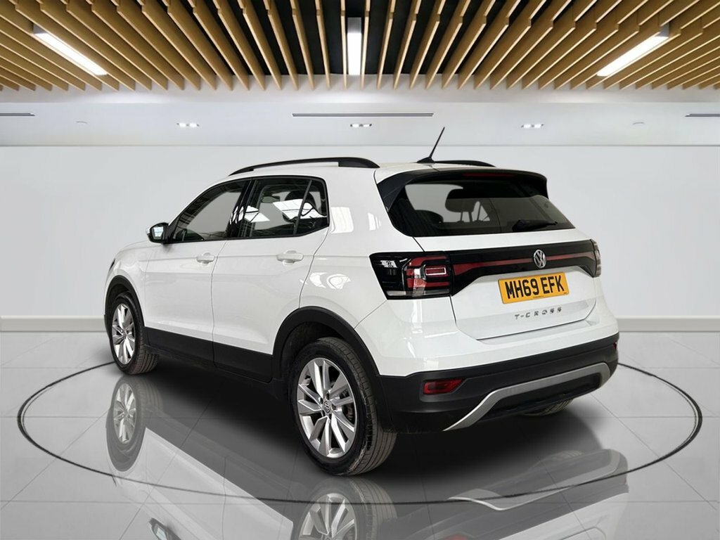 Volkswagen T-Cross 1L Se MH69EFK White #4