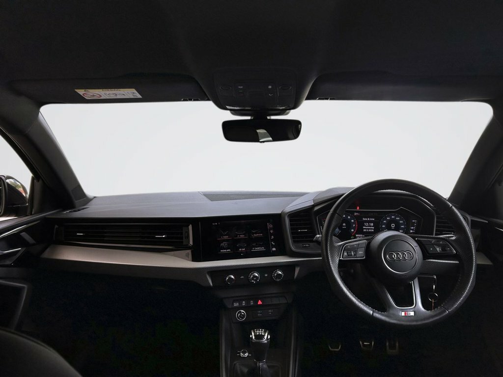 Audi A1 1L S Line PV19EYK Black #3