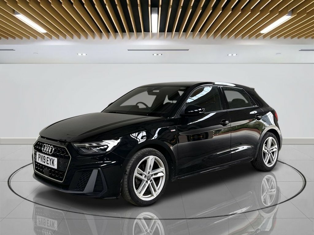 Audi A1 1L S Line PV19EYK Black #4