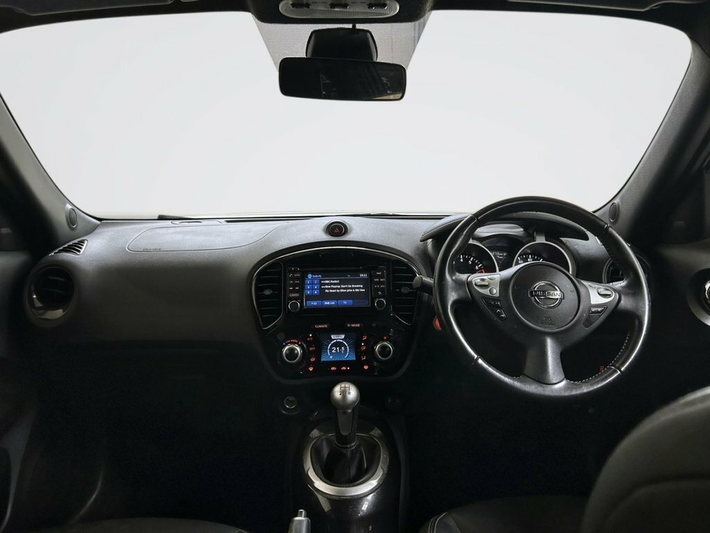 Nissan Juke 1.6L Tekna KE19GHF White #3