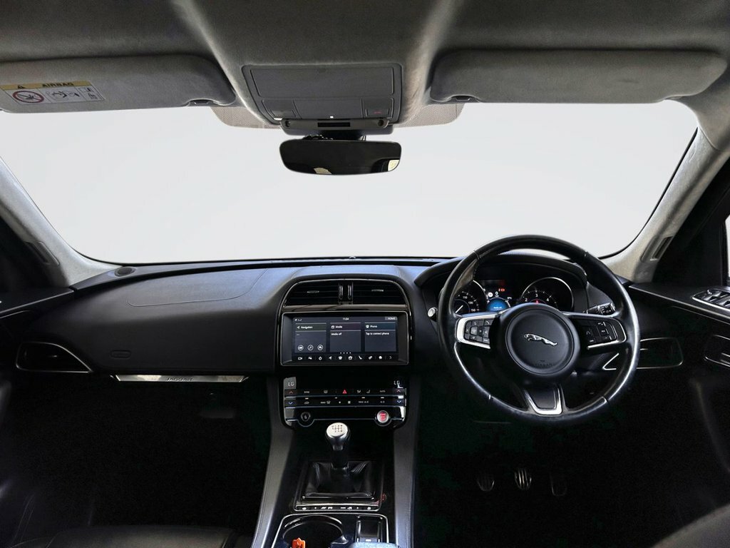 Jaguar F-Pace 2L Prestige HF18EZP Black #3