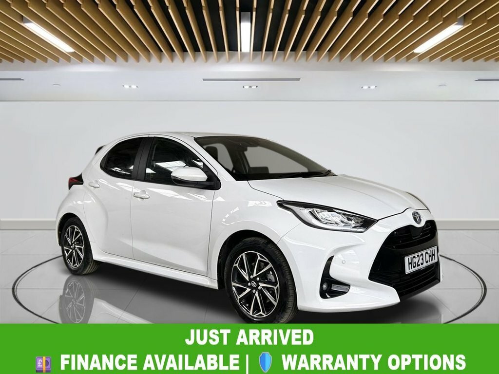 Toyota Yaris 1.5L Design White