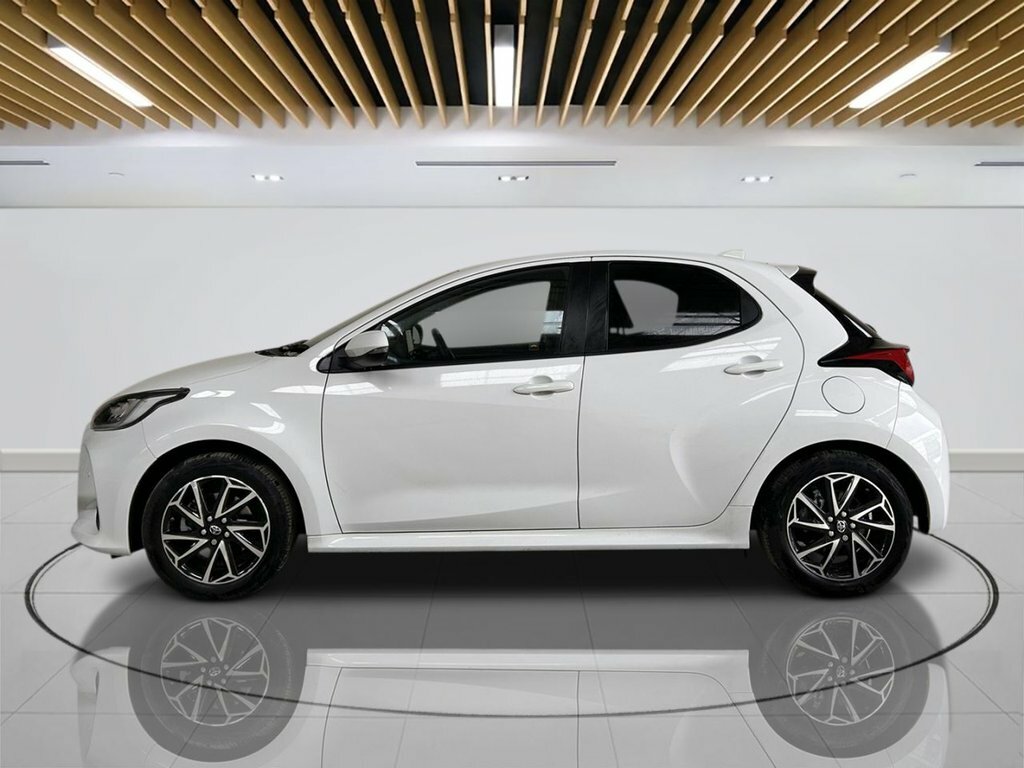 Toyota Yaris 1.5L Design HG23CHH White #5