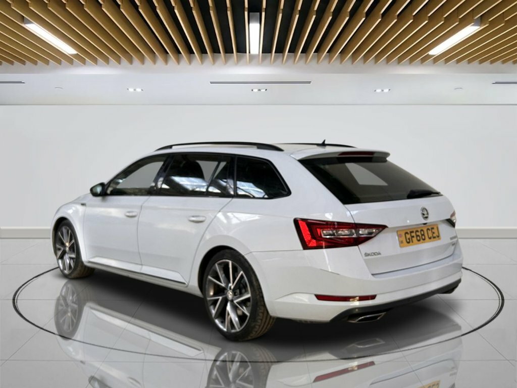 Skoda Superb 2L Sportline GF68CEJ White #6