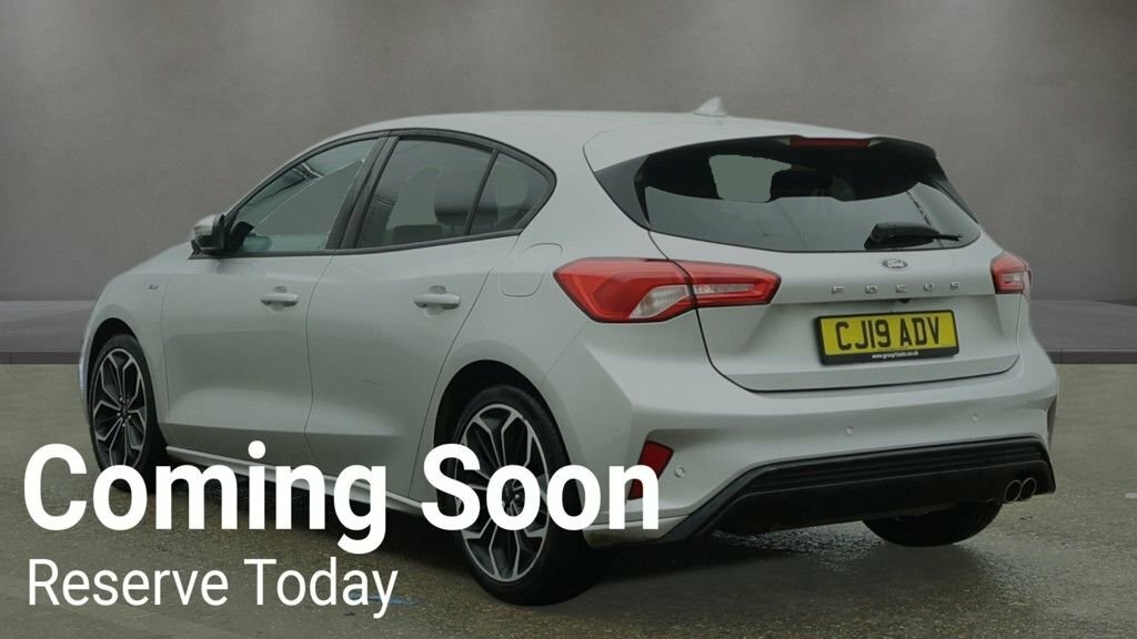 Ford Focus 1L St-line X Silver