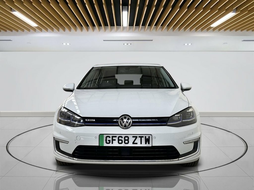 Volkswagen e-Golf Hatchback GF68ZTW White #2