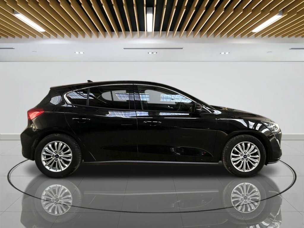 Ford Focus 1L Titanium WS19CSO Black #6