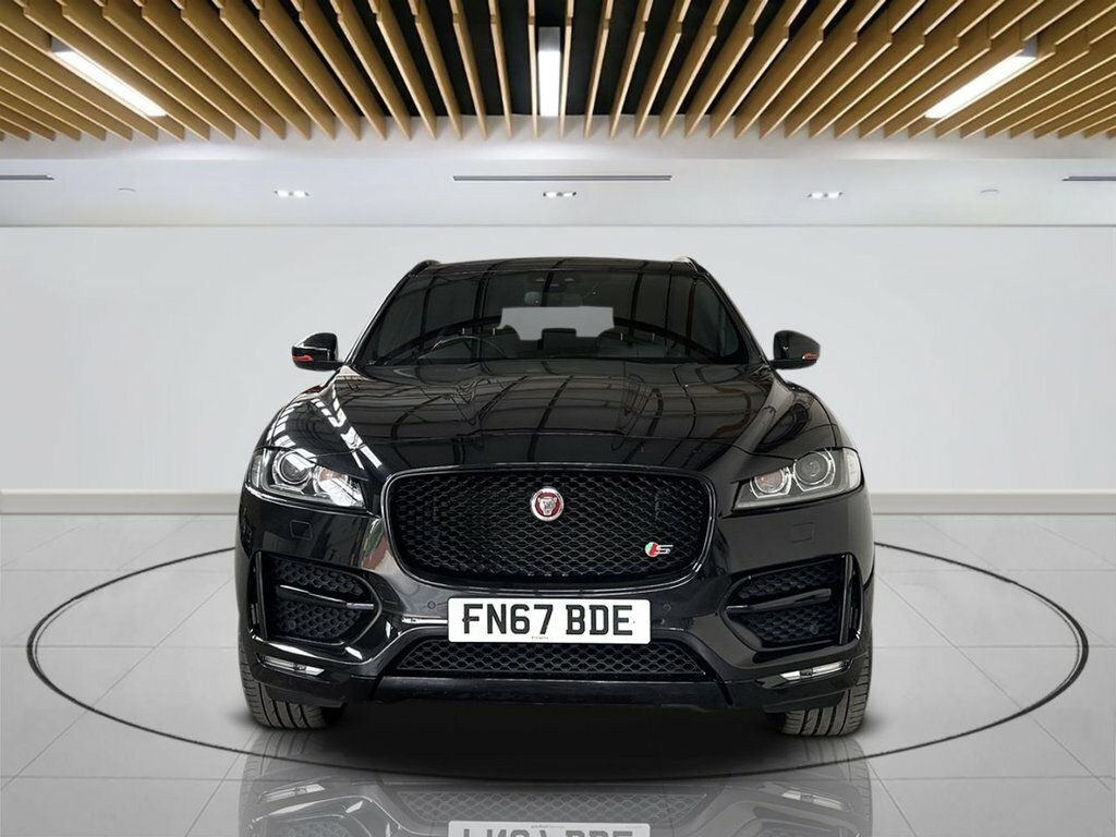 Jaguar F-Pace 2L R-sport FN67BDE Black #2