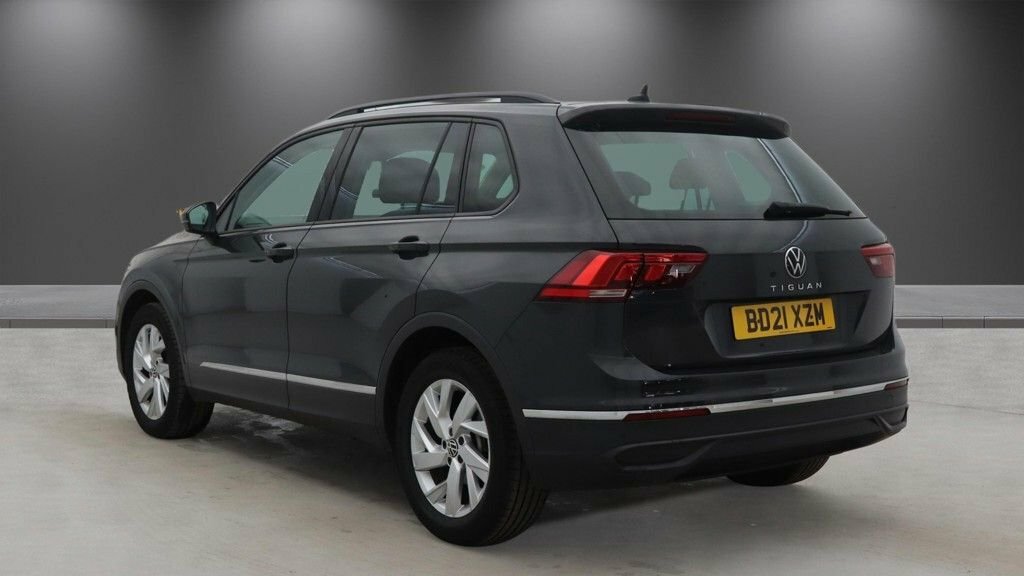 Volkswagen Tiguan 1.5L Life BD21XZM Grey #3