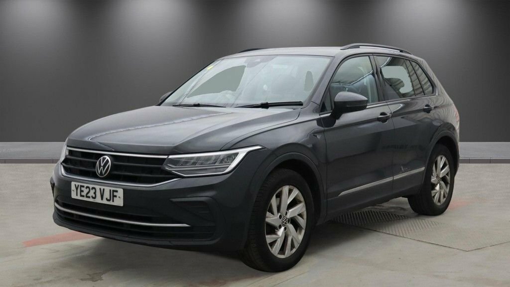 Volkswagen Tiguan 1.5L Life YE23VJF Grey #2