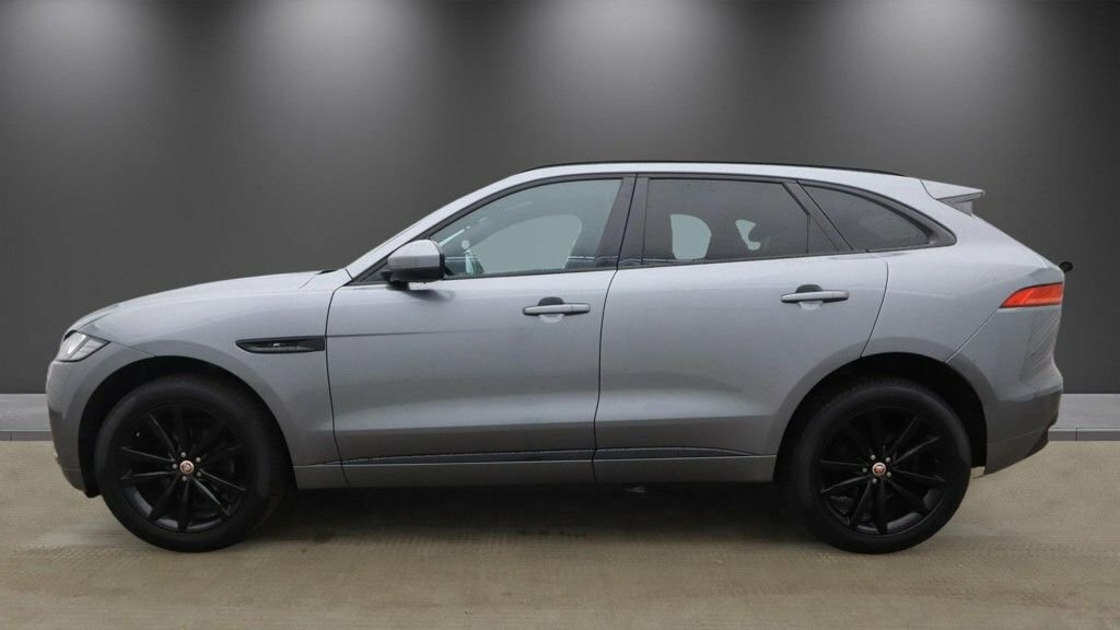 Jaguar F-Pace 2L Chequered Flag SB20ANU Grey #6