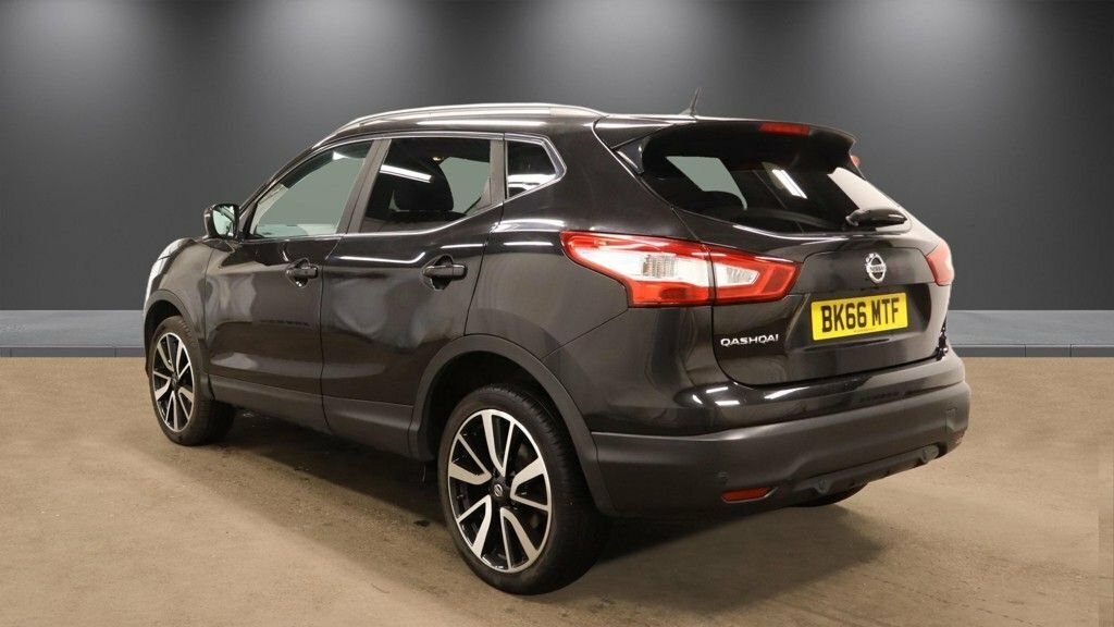 Nissan Qashqai 1.6L Tekna BK66MTF Black #3