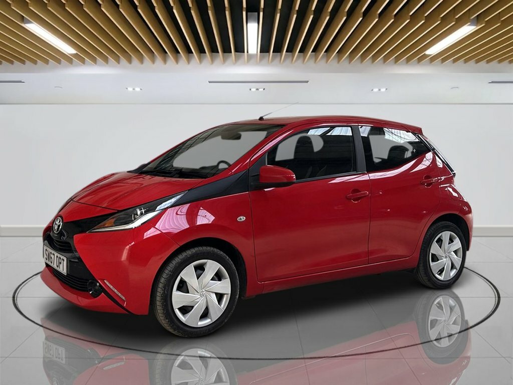Toyota Aygo 1L X-play SW67OPT Red #4