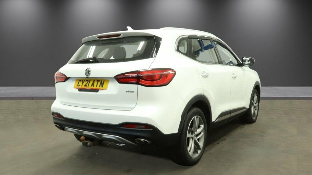 MG HS 1.5L Excite CY21ATN White #4