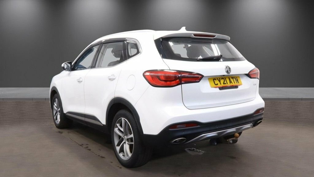 MG HS 1.5L Excite CY21ATN White #3