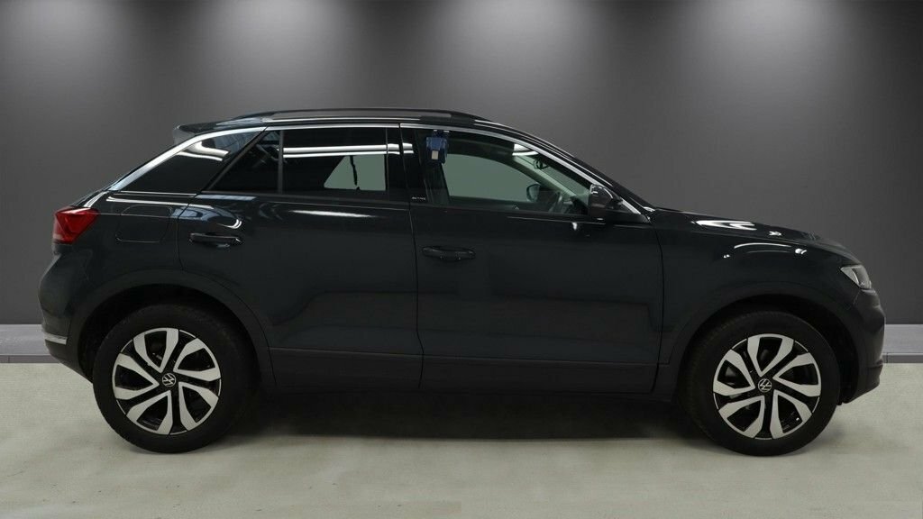 Volkswagen T-Roc 1L Active WU22JZA Grey #5