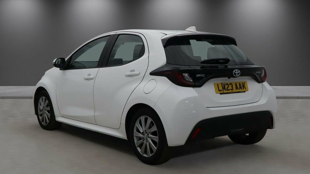 Toyota Yaris 1.5L Icon LM23AAK White #3