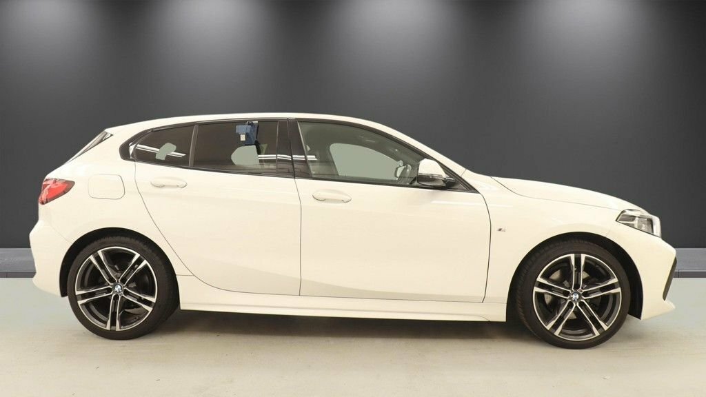 BMW 1 Series 1.5L M Sport EK22MZV White #5