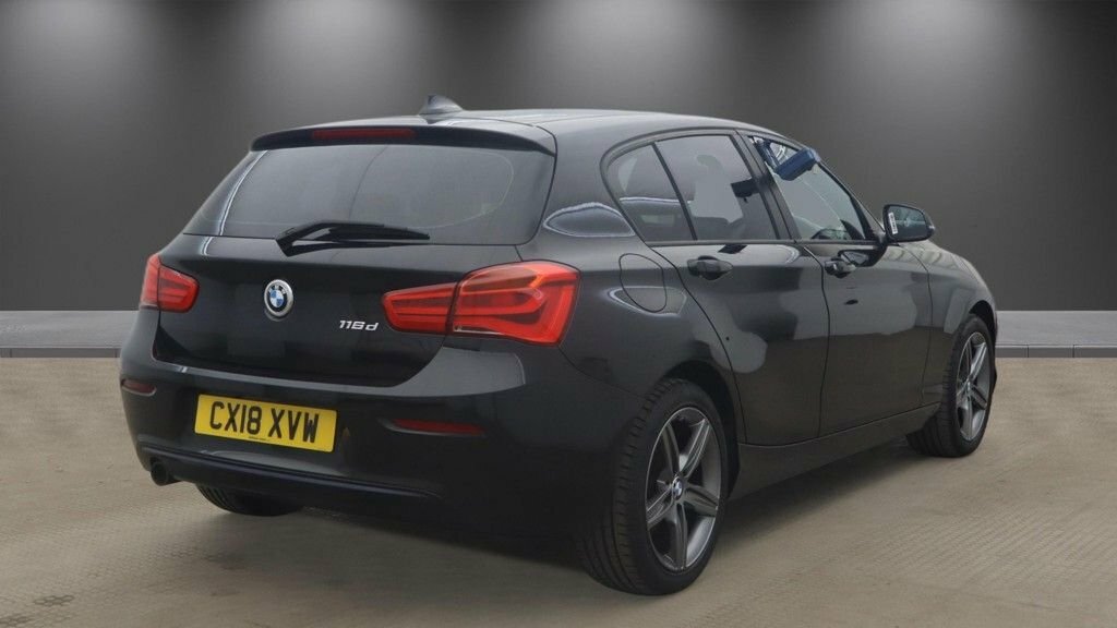 BMW 1 Series 1.5L Sport CX18XVW Black #4