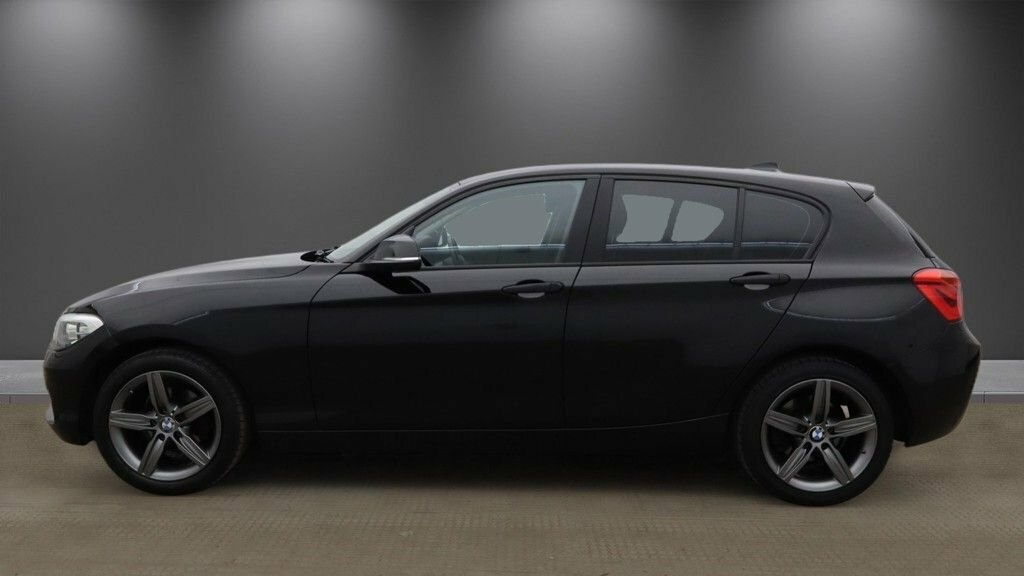 BMW 1 Series 1.5L Sport CX18XVW Black #6