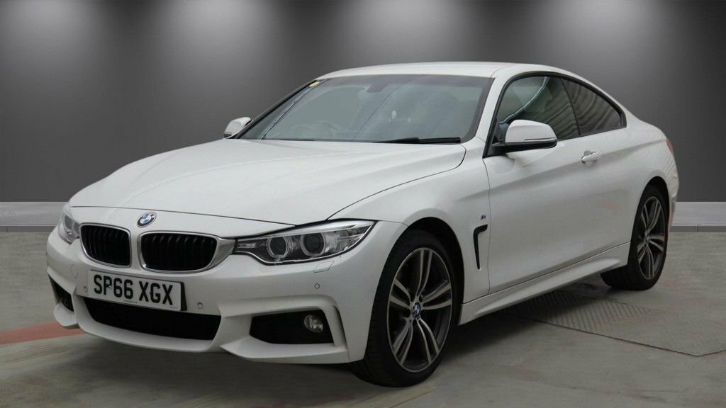 BMW 4 Series Gran Coupe 2L M Sport White #2