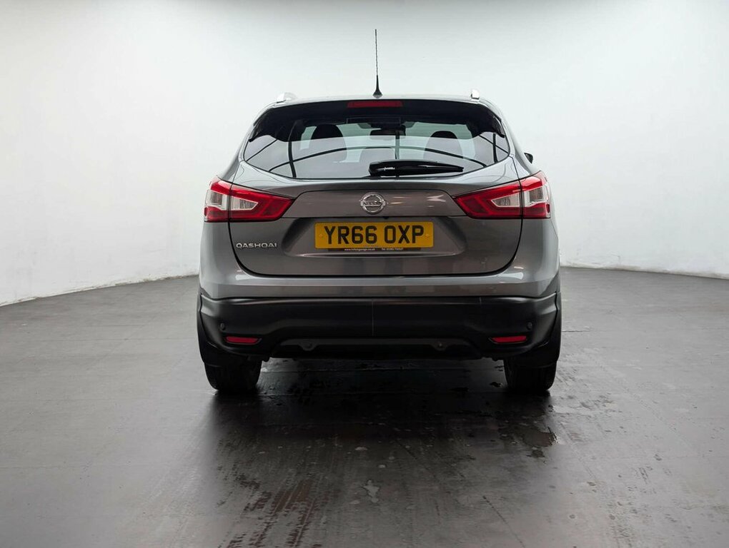 Nissan Qashqai 1.6L Tekna Grey #2