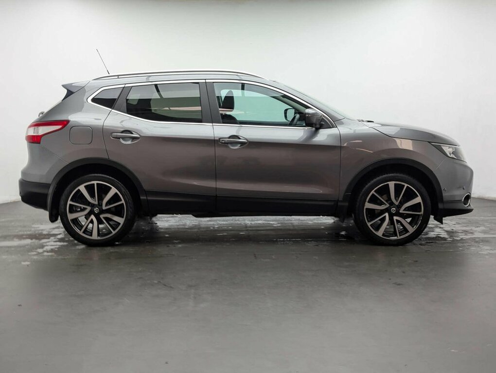 Nissan Qashqai 1.6L Tekna Grey #4