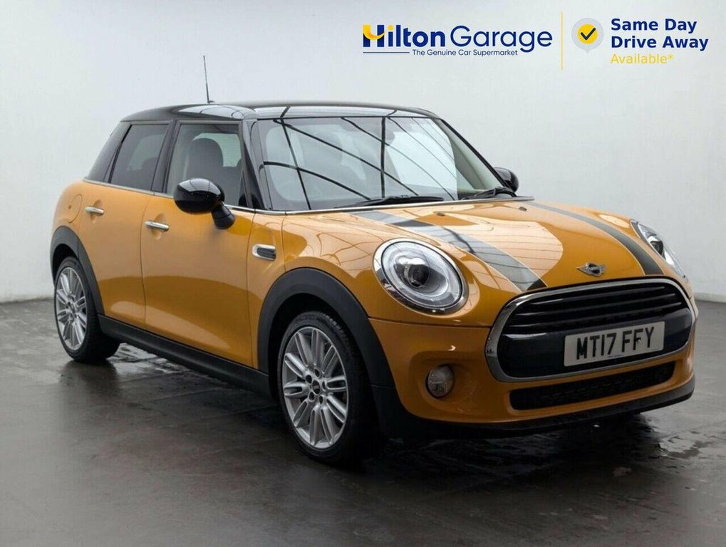Mini Hatch 1.5L Cooper Orange