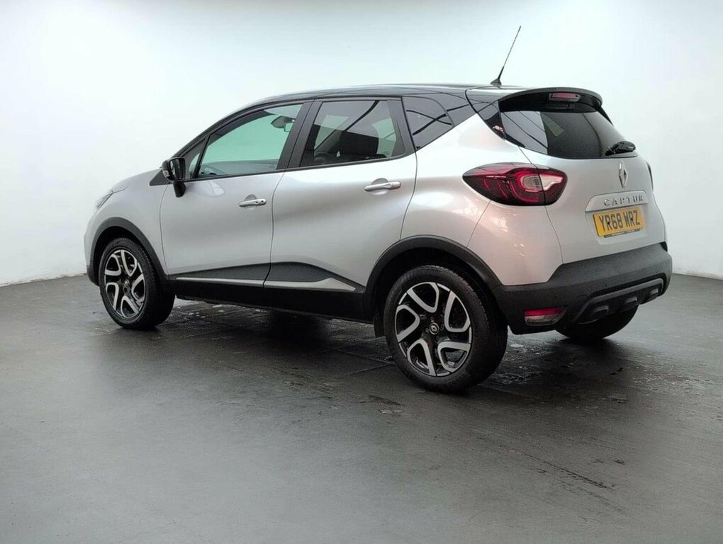 Renault Captur 0.9L Iconic  #3
