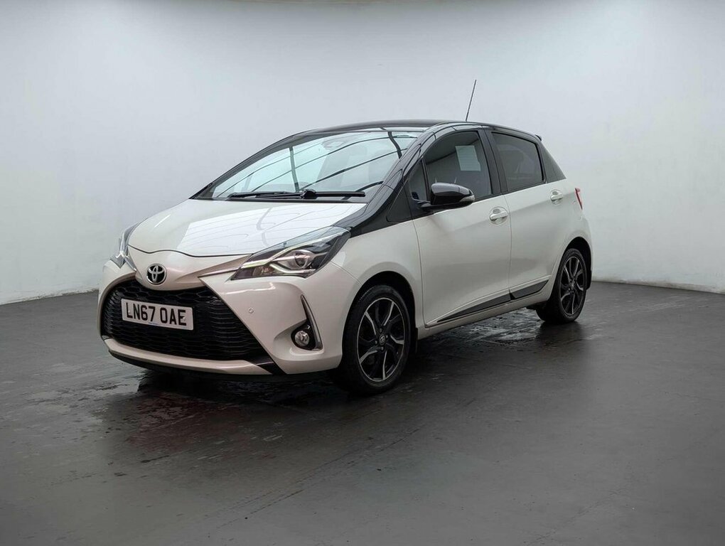Toyota Yaris Hatchback LN67OAE #4