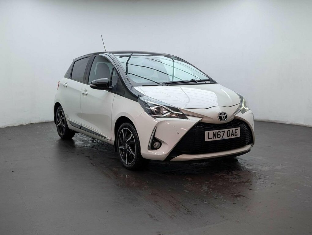 Toyota Yaris Hatchback LN67OAE #2