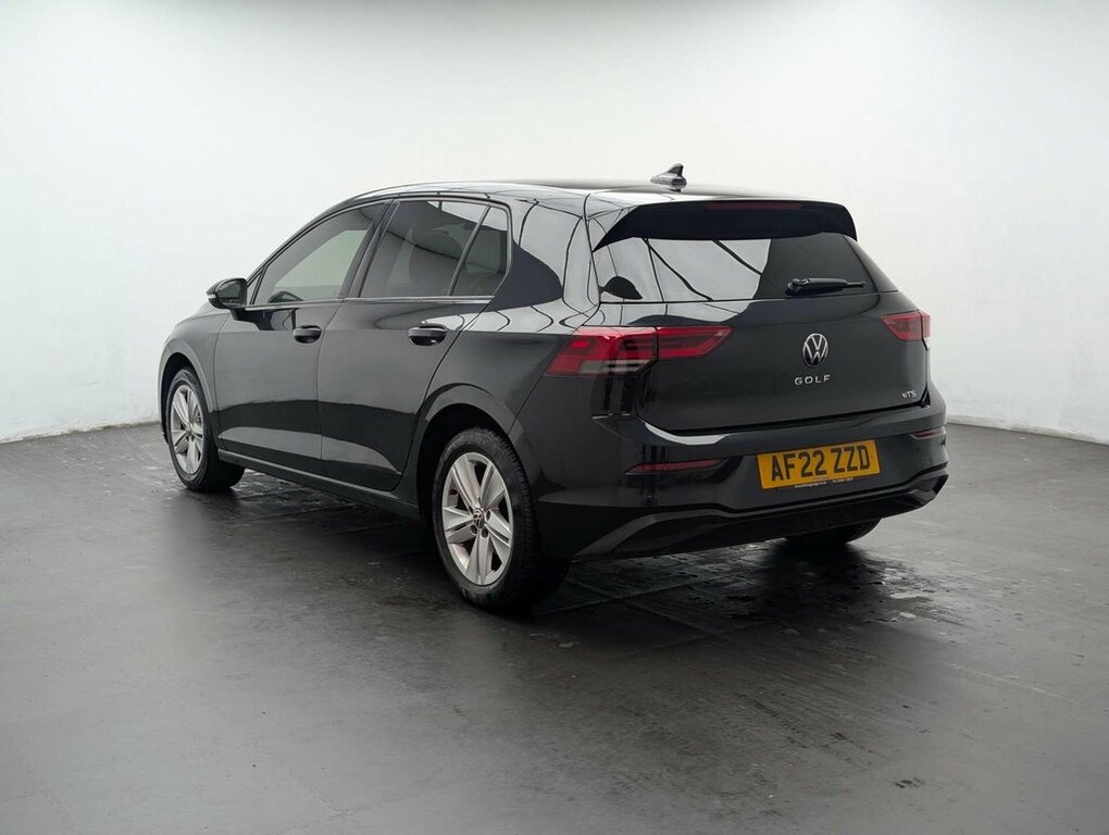 Volkswagen Golf 1L Life Black #6
