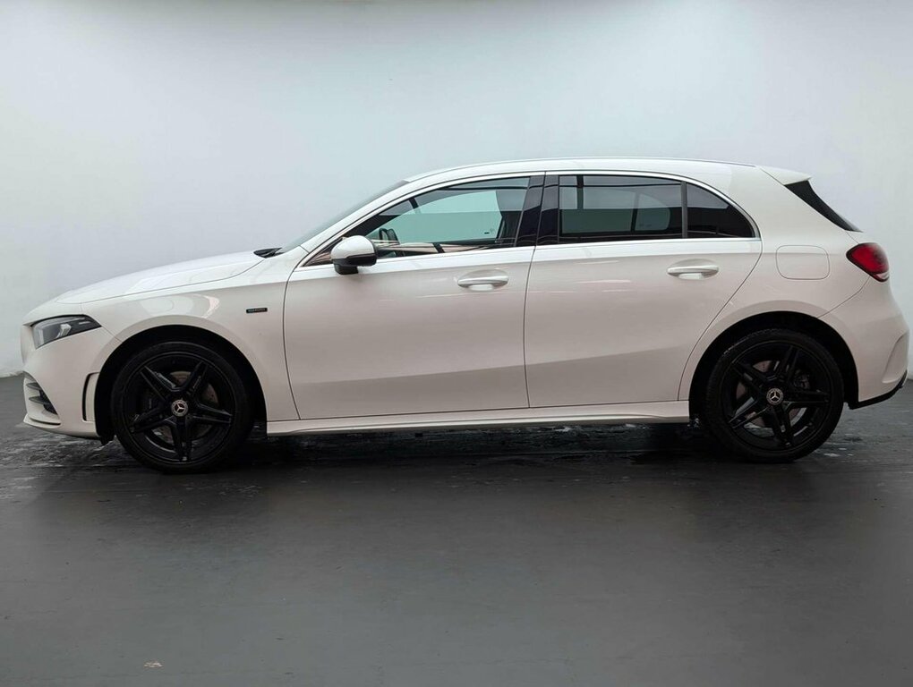 Mercedes-Benz A Class 1.3L Amg Line EY21FJX White #5