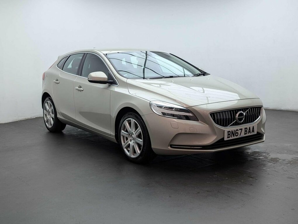 Volvo V40 2.0 V40 Inscription T3 Gold #2