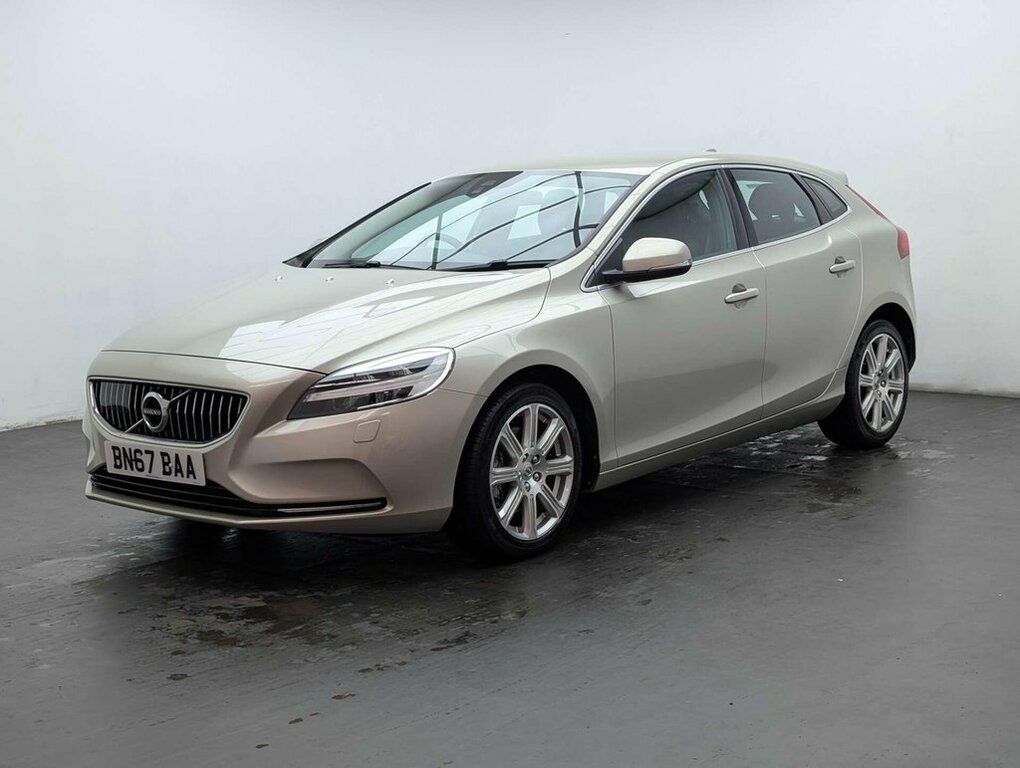 Volvo V40 2.0 V40 Inscription T3 Gold #4