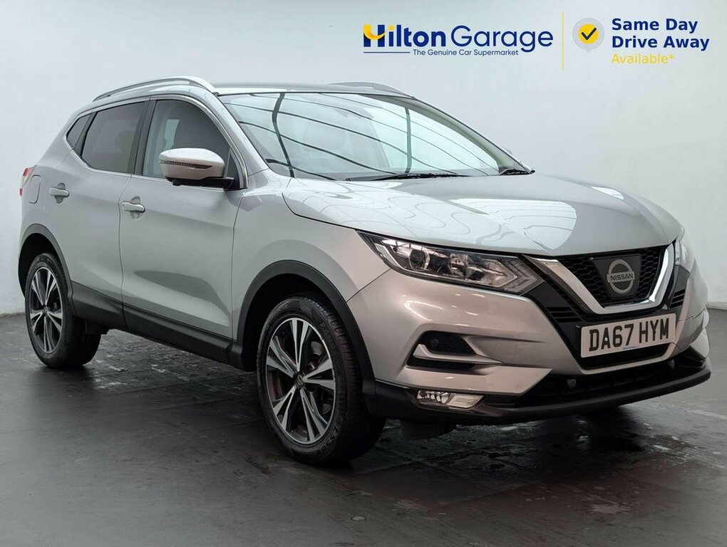 Nissan Qashqai 1.2L N-connecta Silver