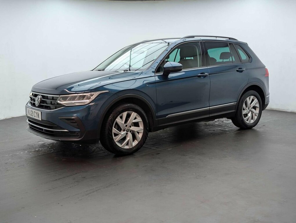 Volkswagen Tiguan 1.5L Life KJ21CYW Blue #4