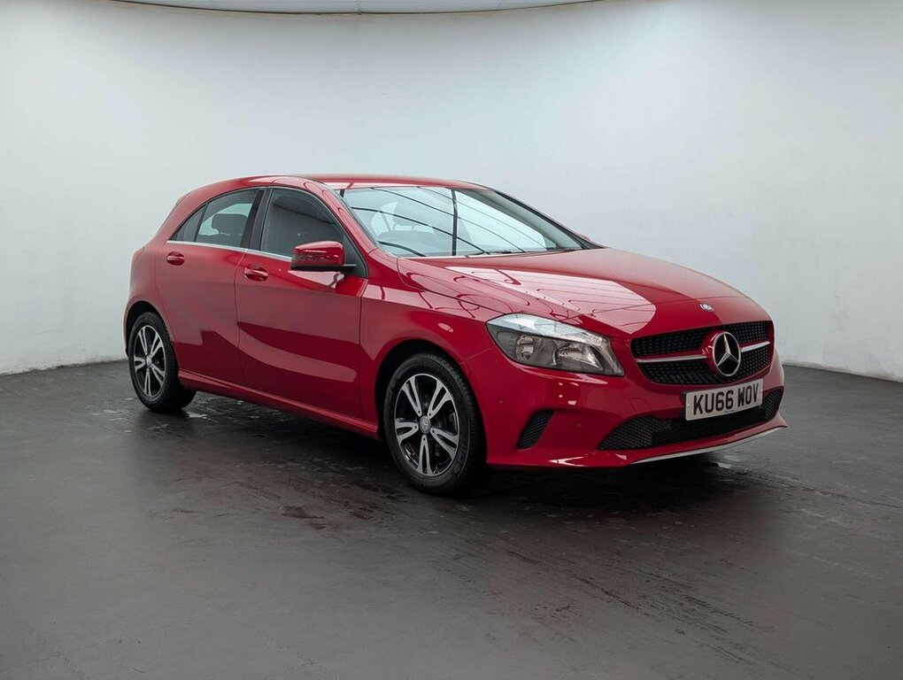 Mercedes-Benz A Class 1.6L Se Red #2