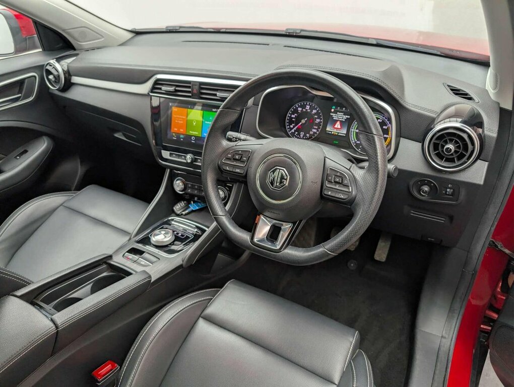 MG ZS Suv PN21AZC Red #6