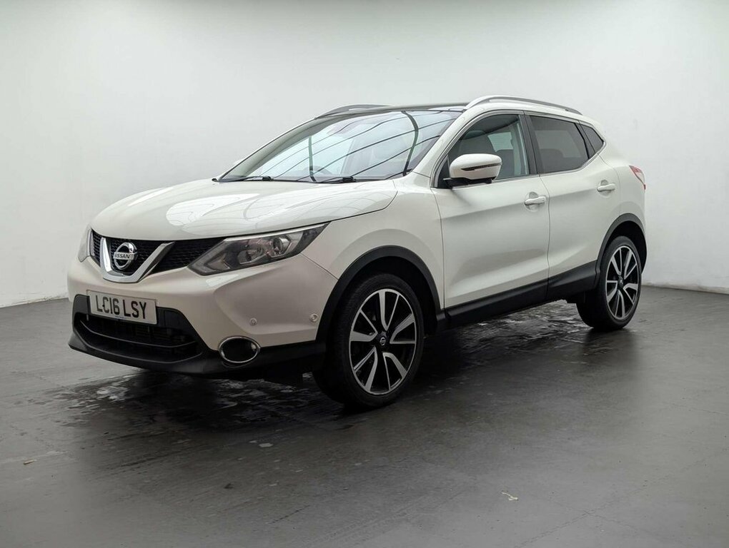 Nissan Qashqai 1.2L Tekna White #4